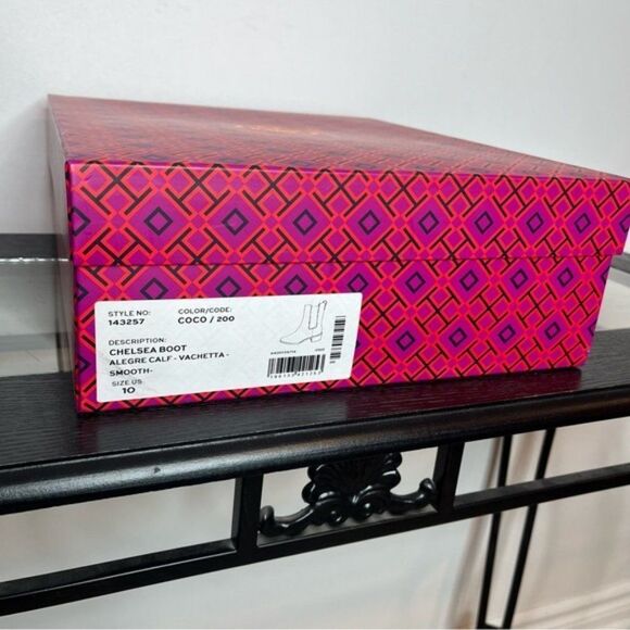Tory Burch Women's 10M Chelsea Smooth Calf Leather Boot New With Box Brown Coco - Picture 16 of 16